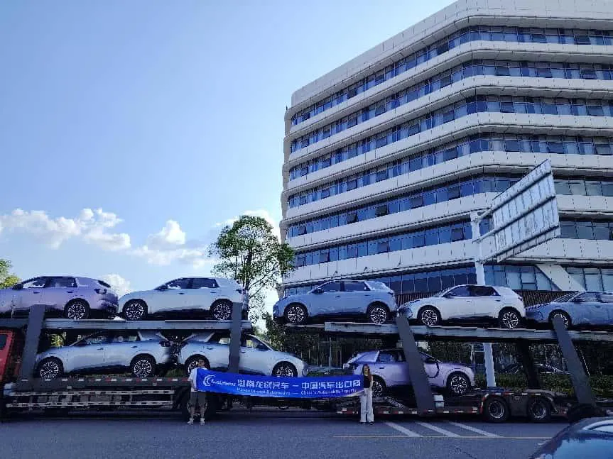 Hunan bringt Automotive auf den Markt: Globale Expansion mit starken Exportfähigkeiten vorantreiben