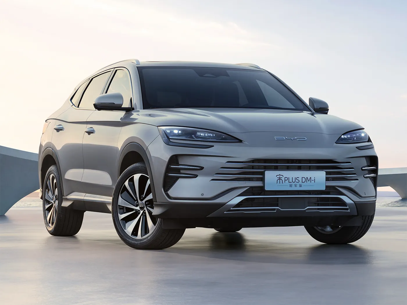 BYD Song Plus SUV Automatischer Allradantrieb mit Rückfahrkamera, Ledersitze, Hybridantrieb, Linkslenkung