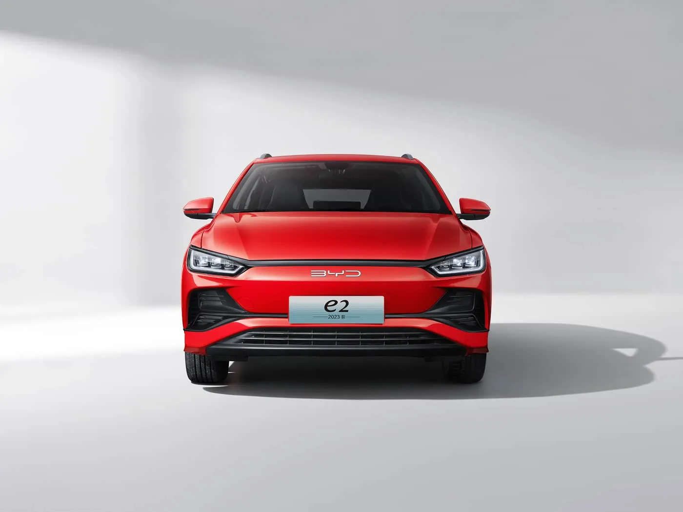 BYD E2 Luxus-Elektro-Elektro-SUV-Limousine mit Schrägheck, linksgelenktem Auto und Lithium-Batterie-Motor, Chinas New-Energy-Fahrzeug