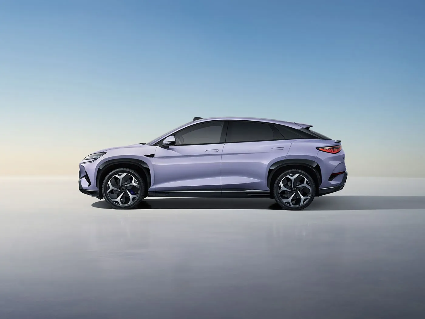 BYD Sea Lion 07 DM-i Hochentwickelter PHEV LONG RANGDE Erweiterte Fahrerassistenz