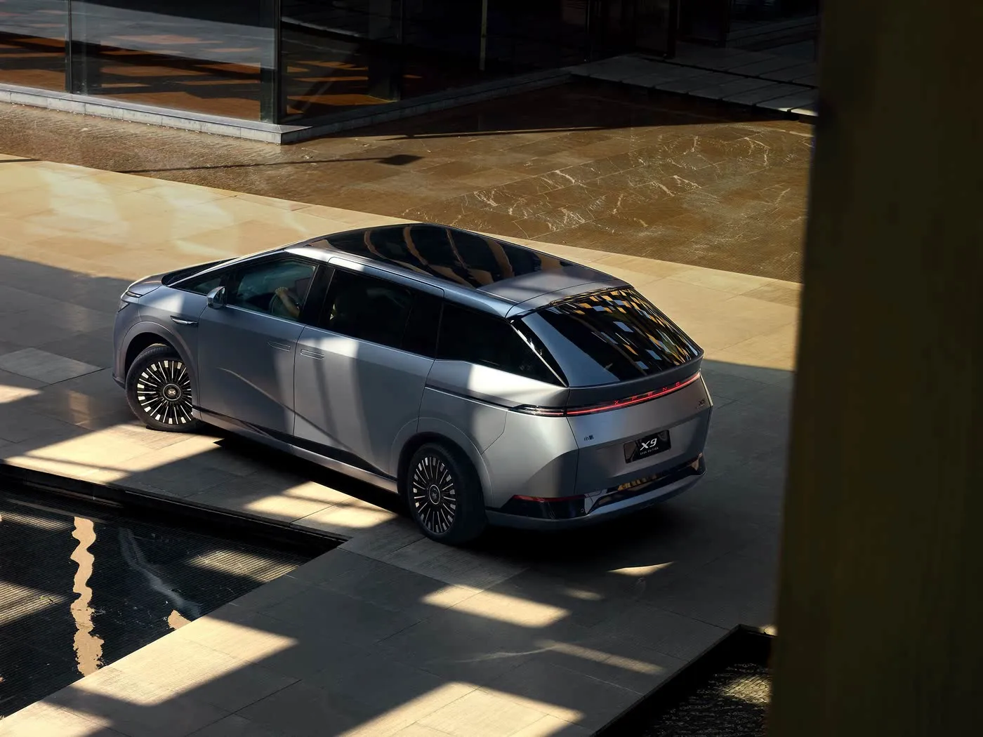 Xpeng X9 Langstrecken-MPV-SUV, rein elektrisch, linksgelenkt, wettbewerbsfähiger Preis, neues Energiefahrzeug
