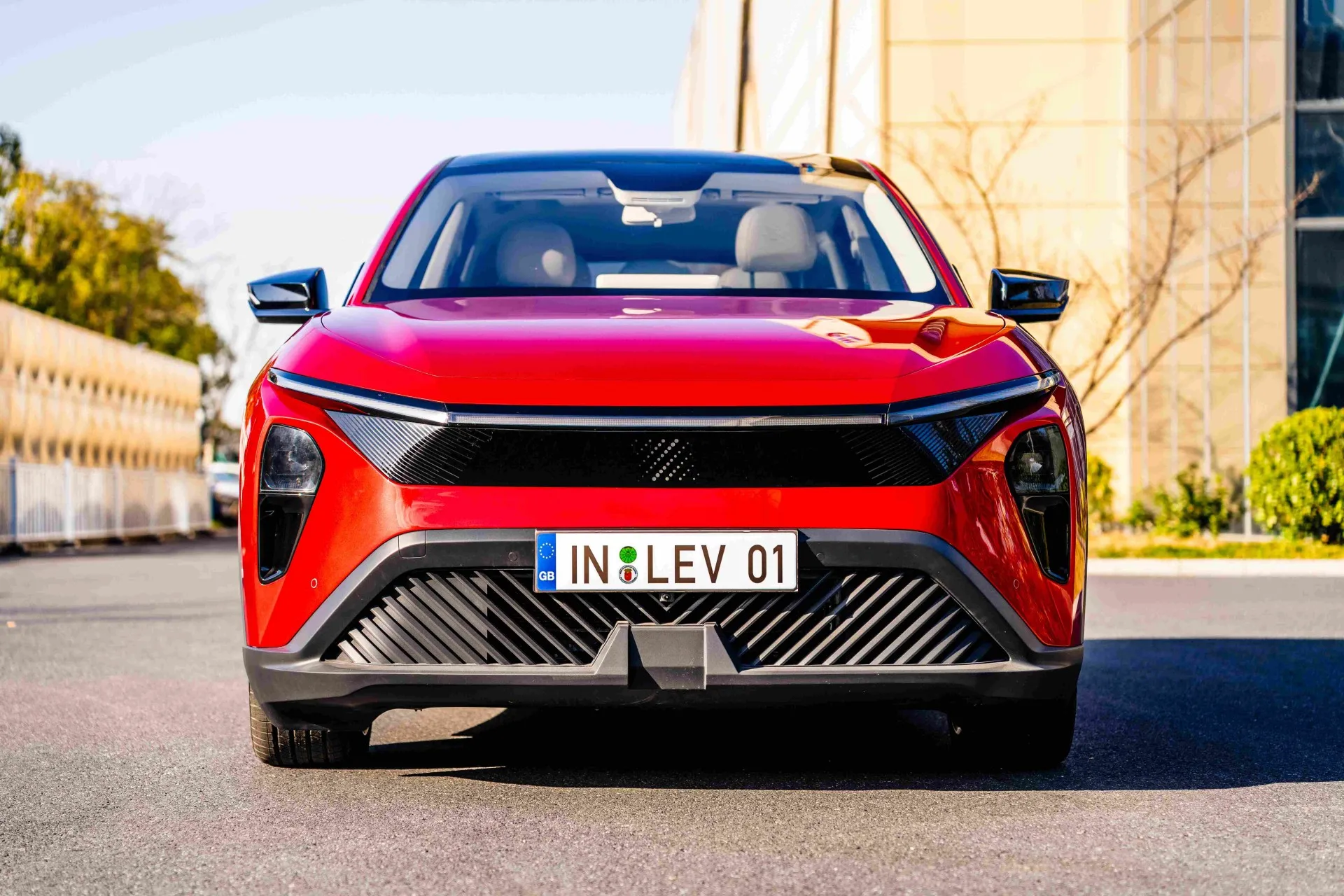 LEV01 RECHTSLENKER-SUV NEW ENERGY VEHICLE EV Long Range Radstand 5 Sitze