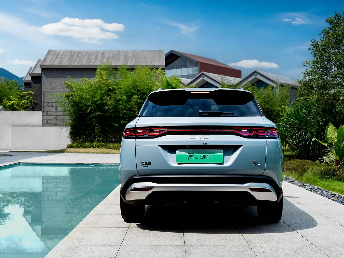 BYD Song L DM-i Kompaktes PHEV-SUV Langstrecken-Hochgeschwindigkeitsfahrzeug mit neuer Energie DiPilot 2.0, beheizte Sitze, 360°-Panoramakamera