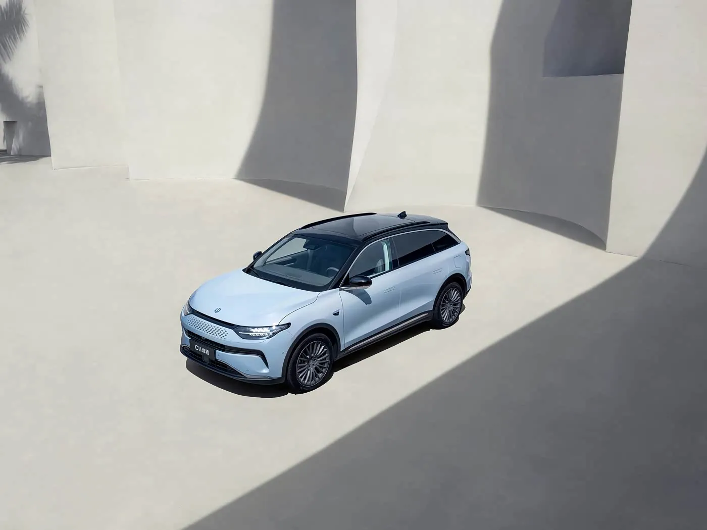 Leapmotor C11 Komfortversion Hybrid-Elektro-SUV PHEV-Auto mit erweiterter Reichweite New Energy Vehicle