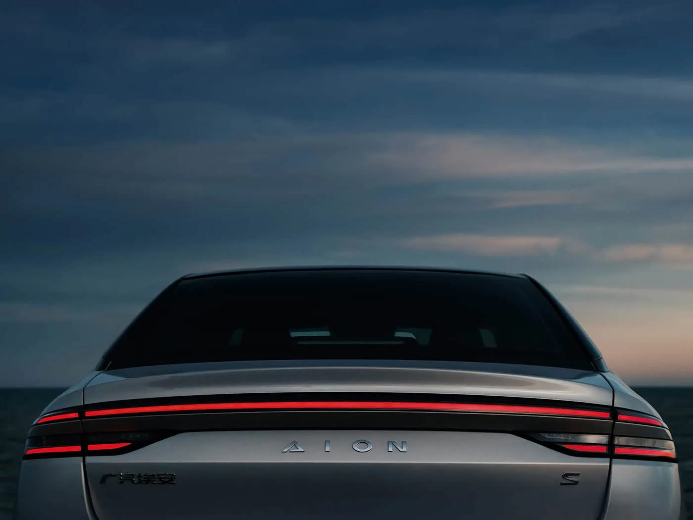 AION RT Elektro-SUV, Linkslenker, Hochgeschwindigkeits-EV, automatisches Getriebe, Hybrid-Mini-Limousine, New-Energy-Fahrzeug für Erwachsene