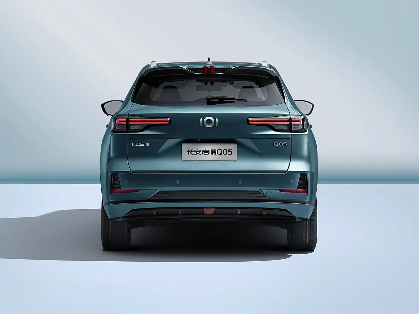 Changan NEVO Q05 Hybrid-Elektro-SUV, Langstrecken-Automatikgetriebe, 5-Türer, 5-Sitzer, Lederausstattung links