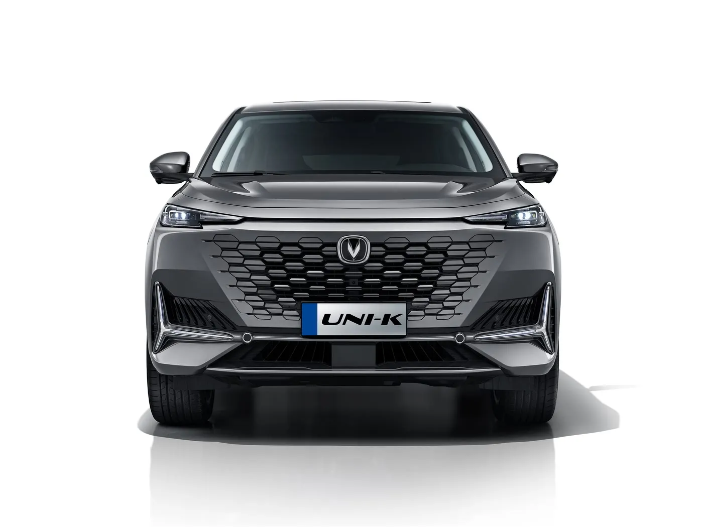 BYD E2 Luxus-Elektro-Elektro-SUV-Limousine mit Schrägheck, linksgelenktem Auto und Lithium-Batterie-Motor, Chinas New Energy Vehicle