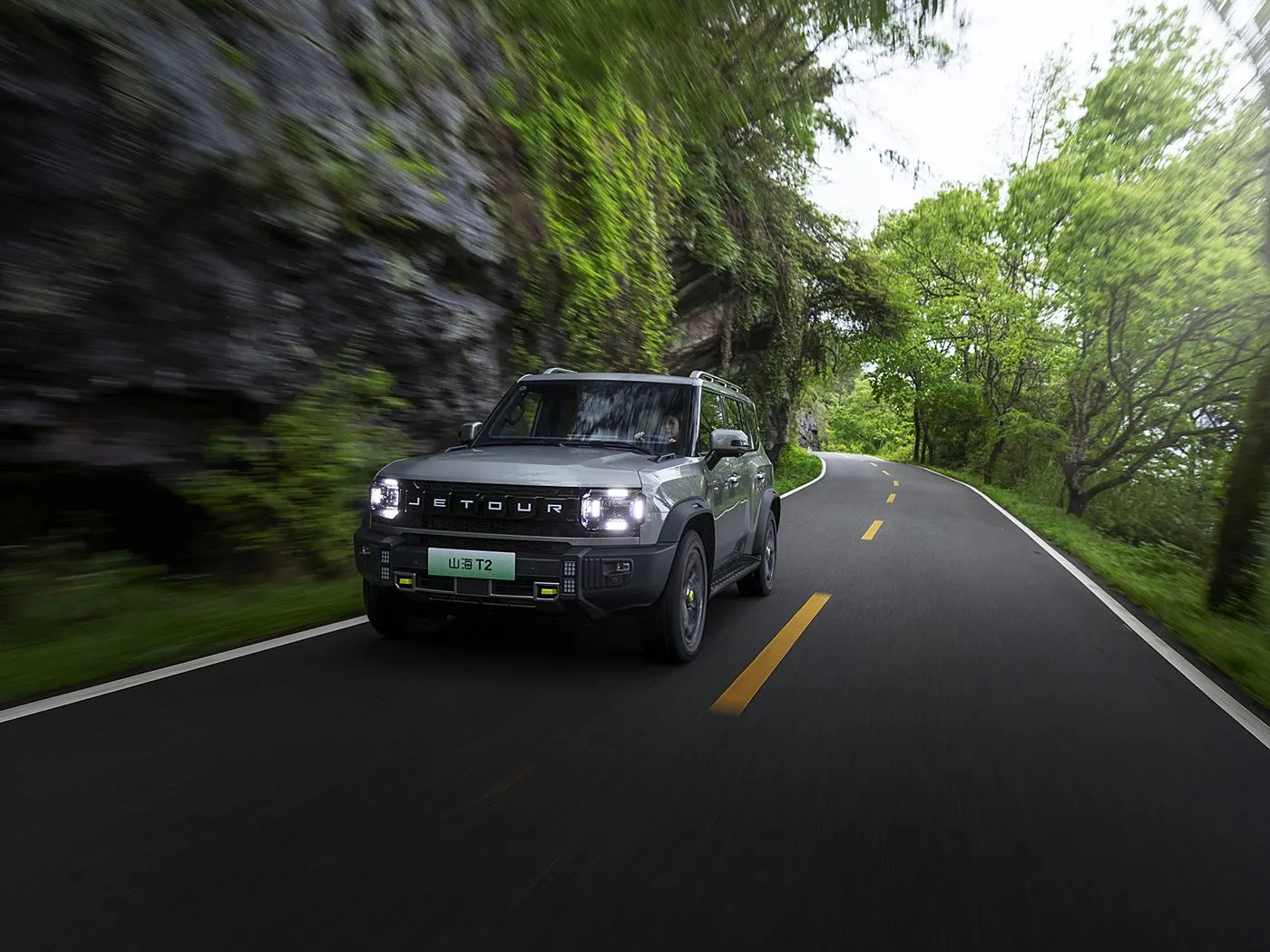 Jetour T2 SUV Hybridversion Euro VI Neuankömmling Light Turbo ACC Automatikgetriebe Leder Linkslenkung
