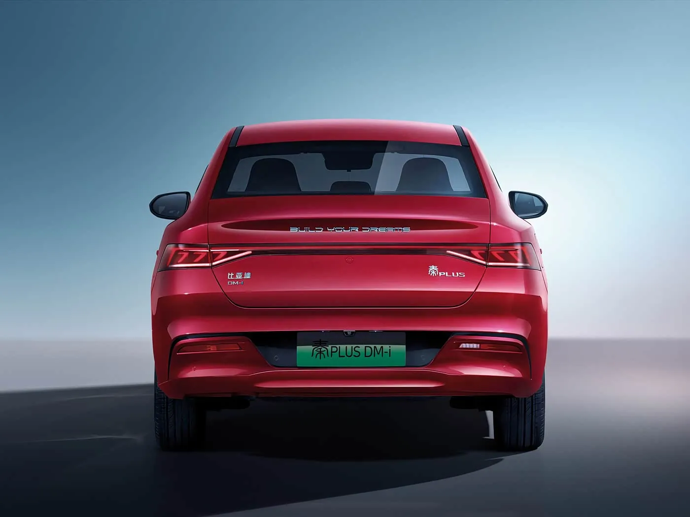 BYD Qing Plus Elektro-SUV, Hybrid-Auto, Auto, neues Energiefahrzeug, verbesserter EV-Motor, Limousine mit Linkslenkung, optimiert für Suchmaschinen