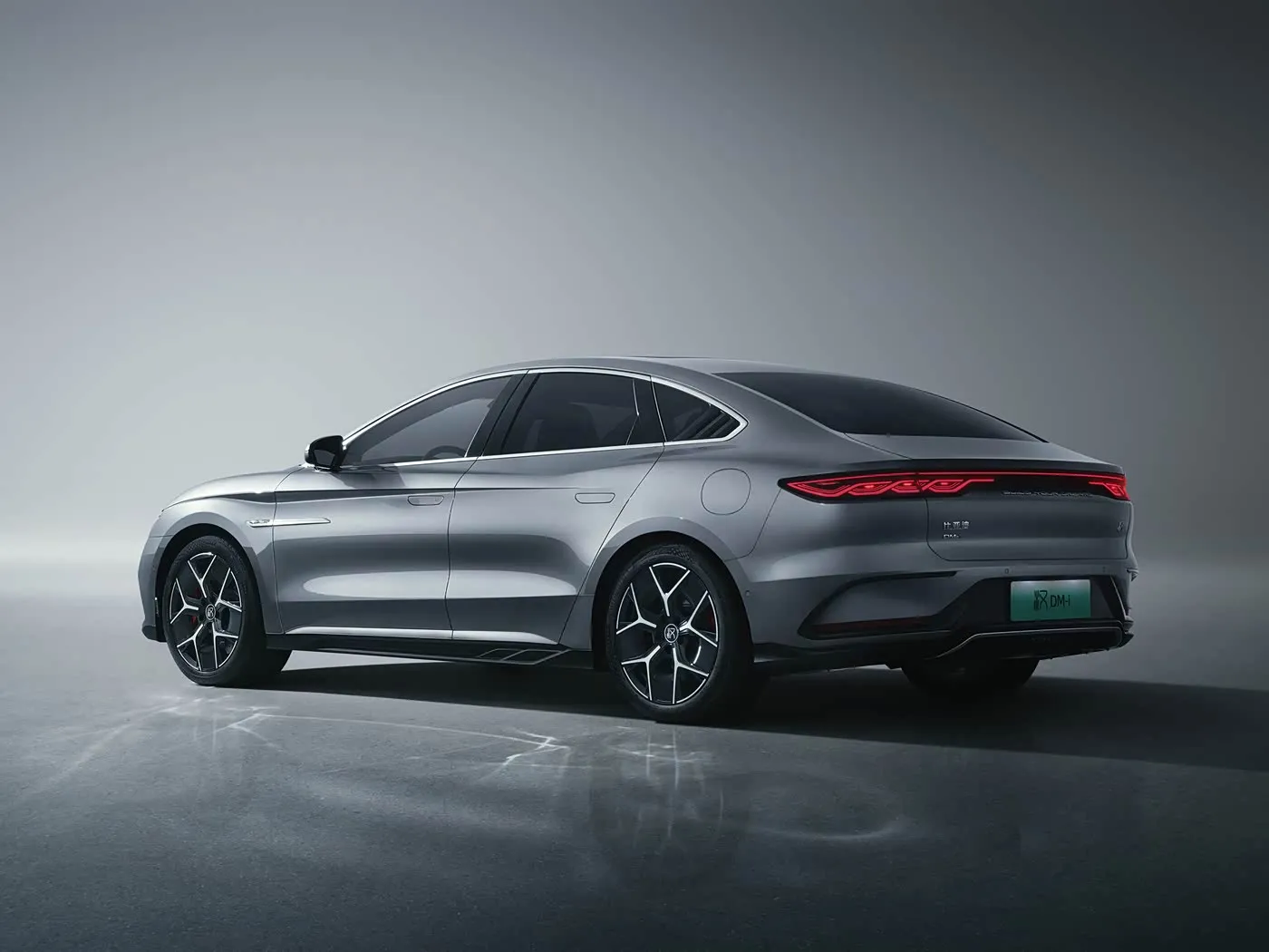 BYD Han EV/DM-i elektrisierende Luxuslimousine mit Dual-Motor-Power und modernster Technologie NEUE ENERGIE