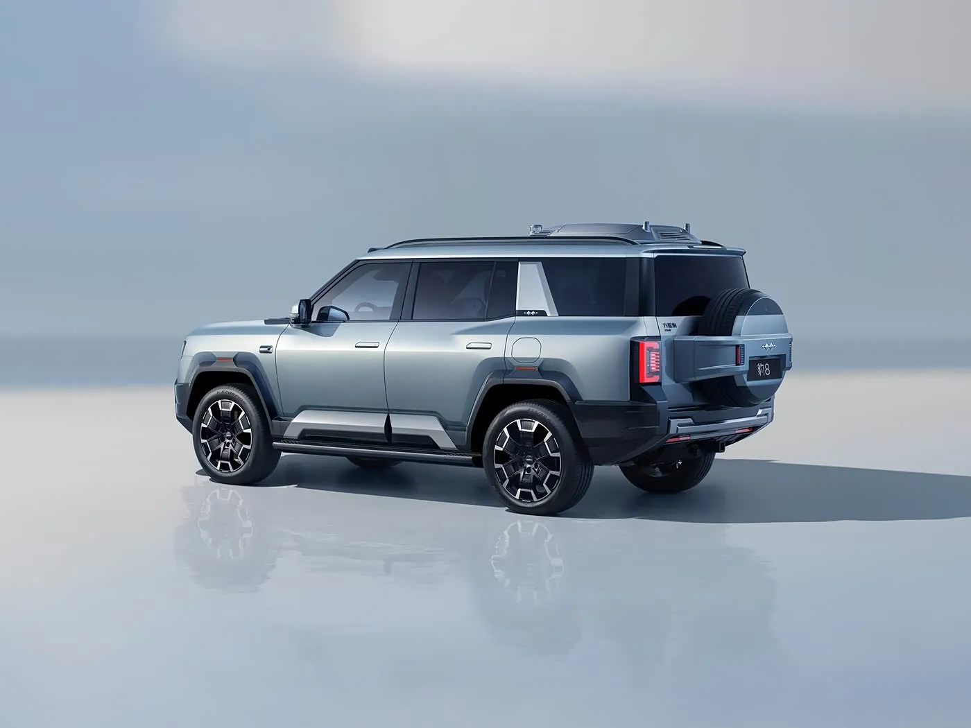 BYD Leopard 8 Luxus-PHEV-SUV 505 PS Fortschrittlicher Offroad-SUV 2.0T Plug-in-Hybrid-Elektro-SUV mit Cloud-Chassis-Technologie